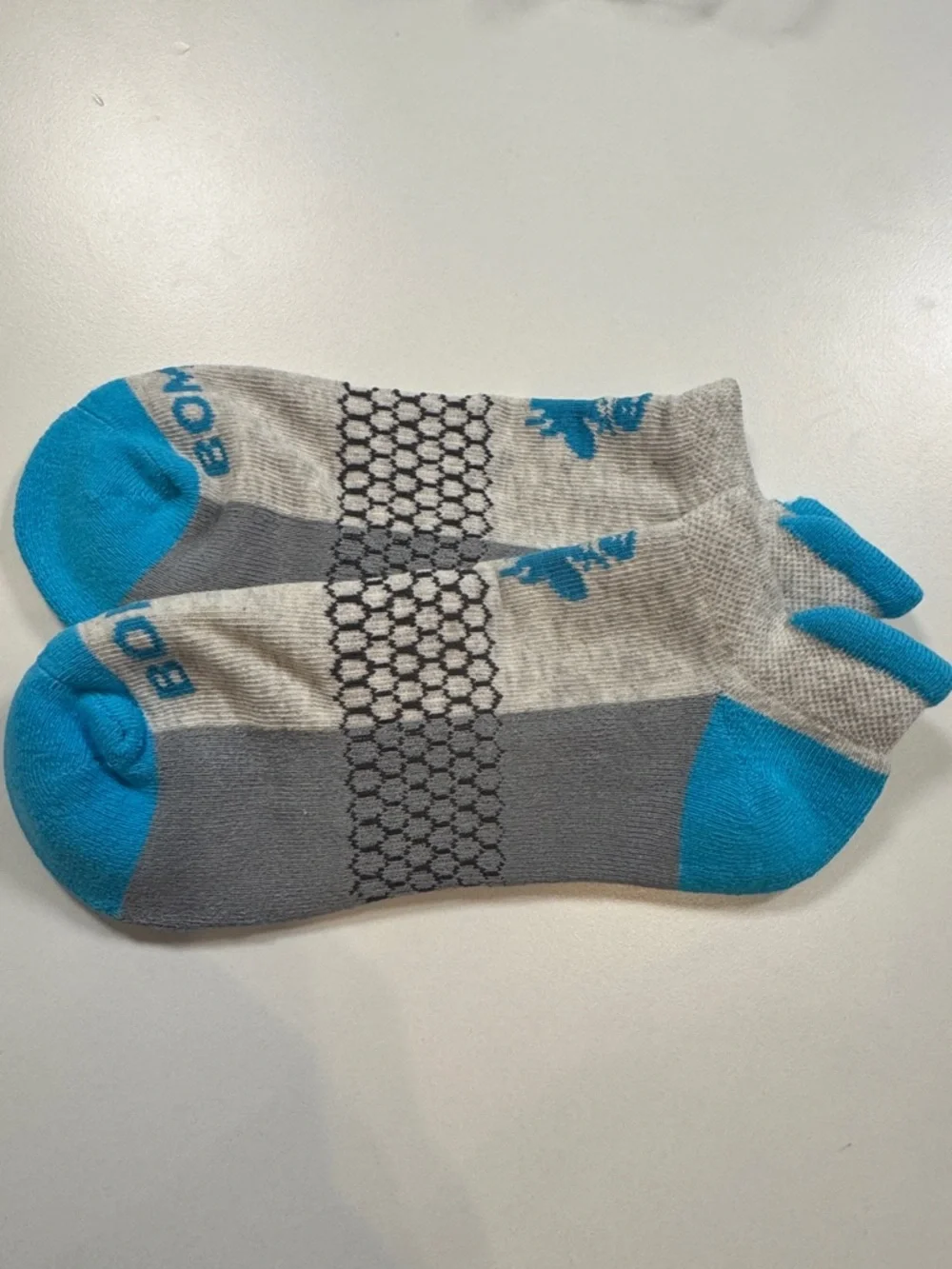 Bombas NWT Unisex Tri-Color BLU/DKGRY/GRY 3PR SZ: Medium